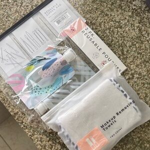 TRAVEL packs NWT bundle/3